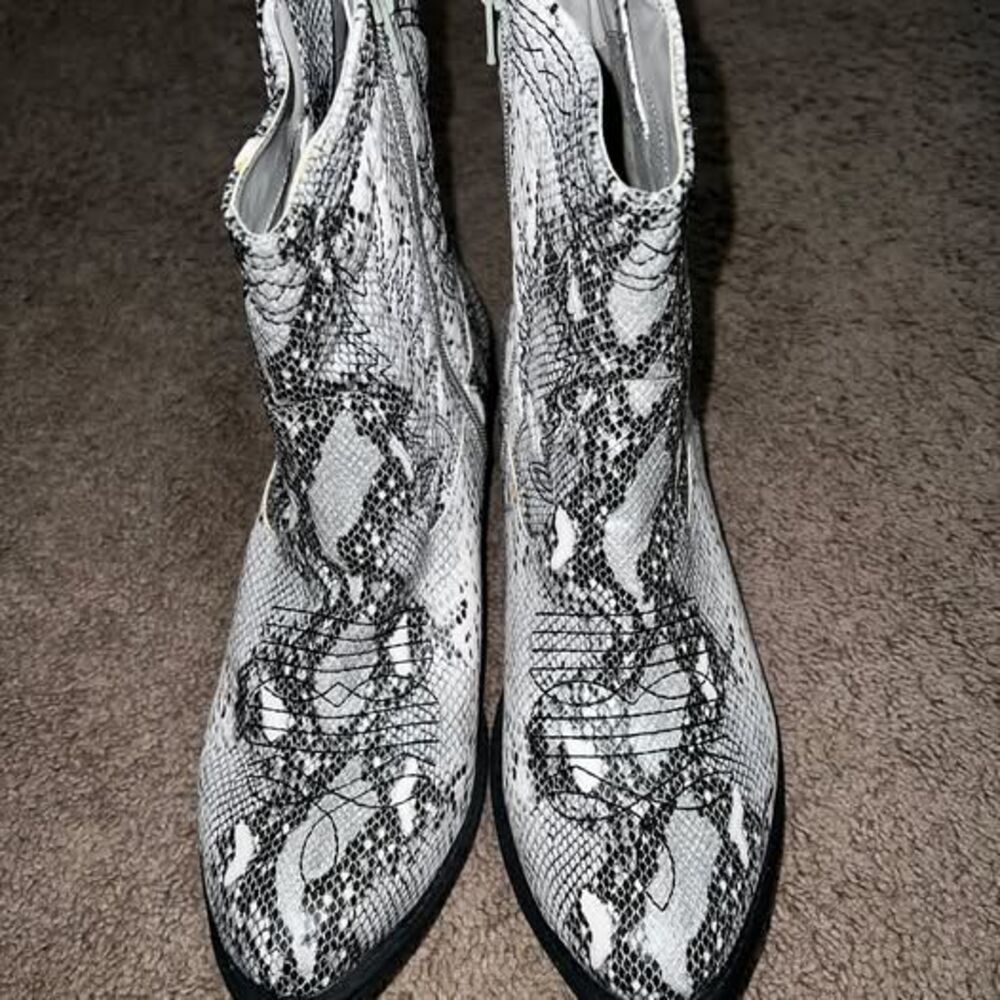 Coconuts by Matisse Boots